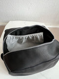 Black Dopp Kit
