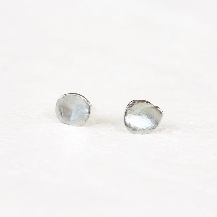 Fingertip Stud Earring in SIlver