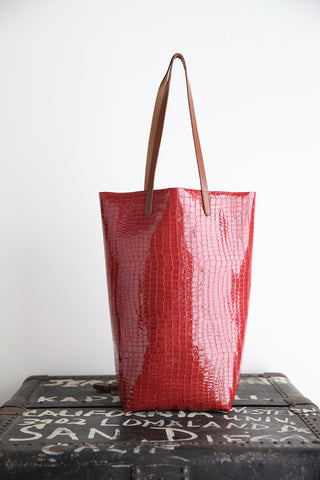 Red Gator Metallic Paper Bag